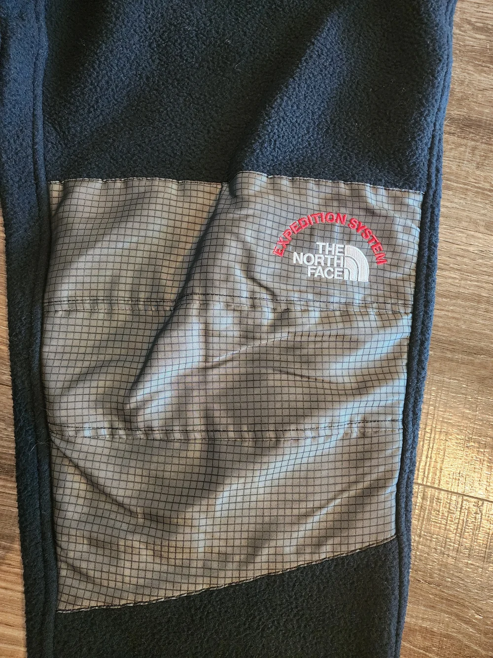The North Face Mens Retro Denali Black Fleece Jogger Bottoms with Gray Panels